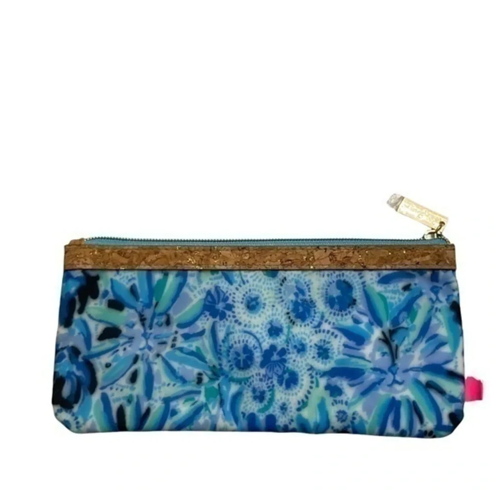 Lilly Pulitzer blue cosmetic bag pouch
